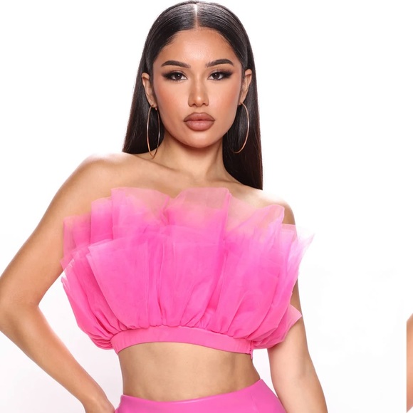 Fashion Nova Tops - Fashion Nova the Princess is Here Tulle Top in Hot Pink